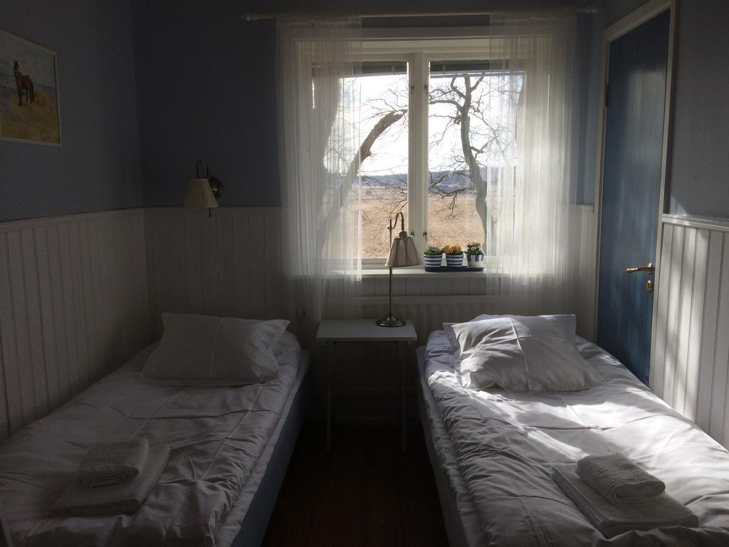 Hostel Karaby Gard, Country Living Kristinehamn Exterior foto