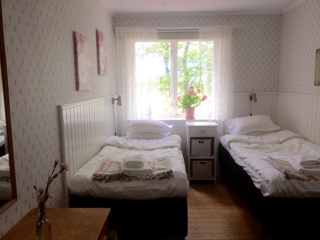 Hostel Karaby Gard, Country Living Kristinehamn Exterior foto