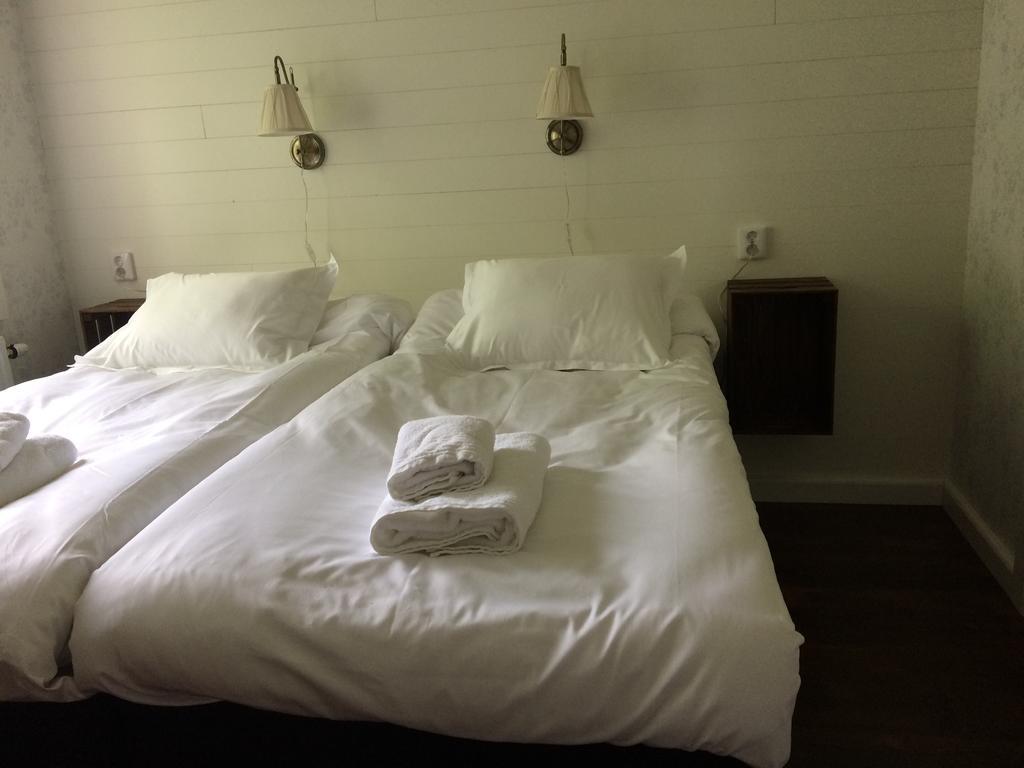 Hostel Karaby Gard, Country Living Kristinehamn Exterior foto